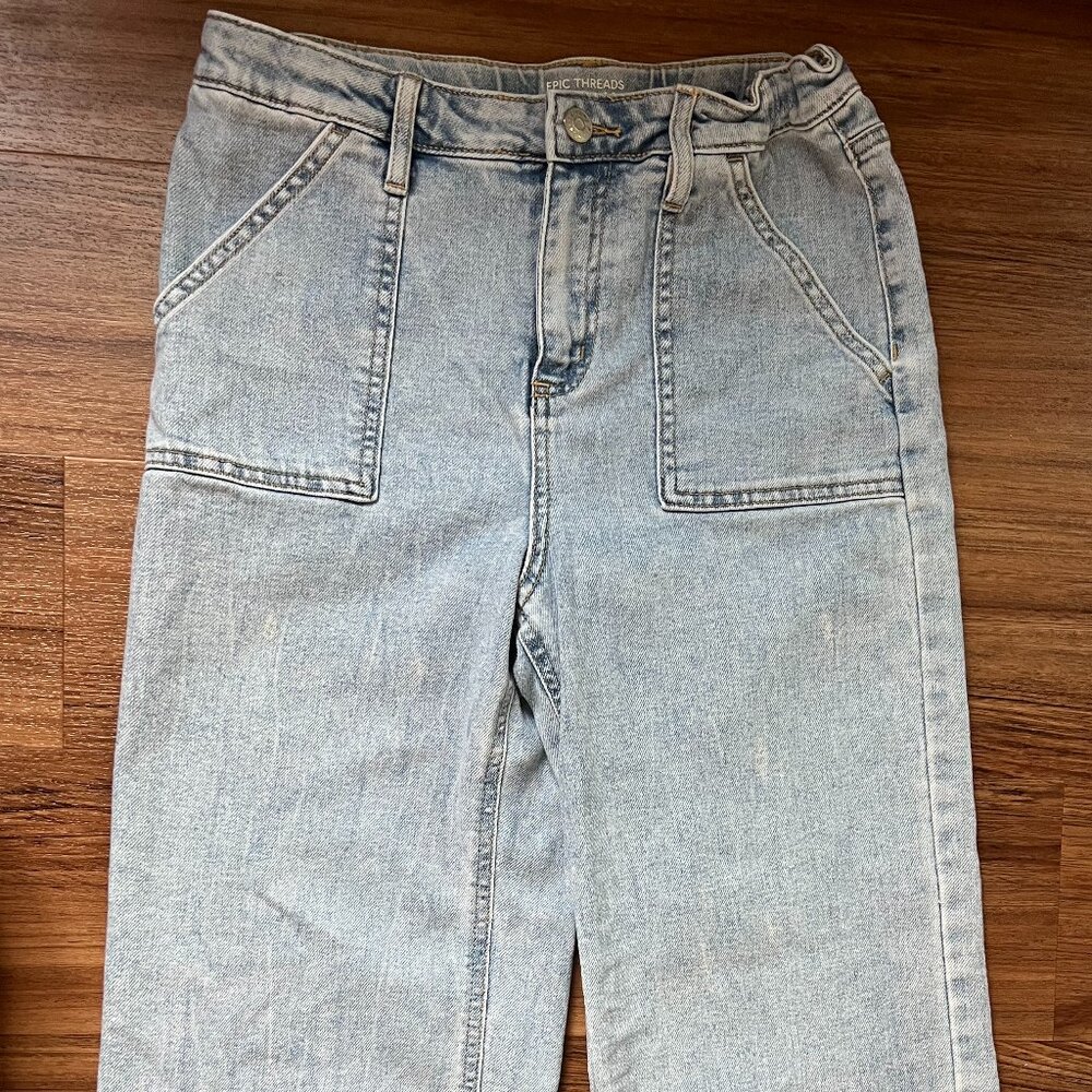 Wide Leg Stretch Light Wash Jeans